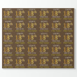 Bruin, Faux Gold "HAPPY 18th BIRTHDAY" Cadeaupapier<br><div class="desc">Dit wikkelpapierontwerp heeft een boodschap als "HAPPY 18th BIRTHDAY",  waarbij de "18th" een faux/imitatie gouden uiterlijk heeft. Het heeft ook een naam die kan worden gepersonaliseerd,  en een bruin gekleurde achtergrond. Het kan misschien worden gebruikt bij het inpakken van geschenken die worden gegeven voor iemands achttiende verjaardag. [~Z0000133]</div>