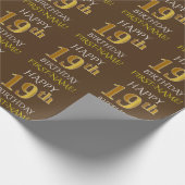 Bruin, Faux Gold "HAPPY 19th BIRTHDAY" Cadeaupapier (Hoek)