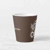 Bruin Het ultieme antwoord is koffie latte Mok (Voorkant)