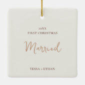 Bruin Kerstmis Ornament Eerste Jaar Getrouwd Paar (Achterkant)