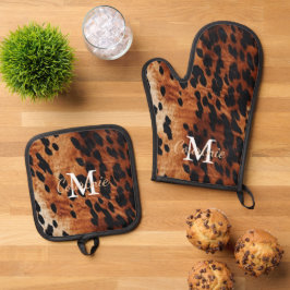 Bruin Koeienhuid Monogram Ovenwant & Pannenlap Set