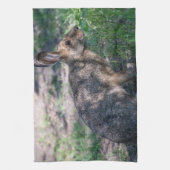 Bruin Konijn, Rust in Natuur Theedoek (Verticaal)