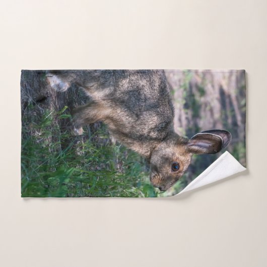 Bruin Konijn, Rust in Natuur, Wildlife Handdoek (Handdoek)