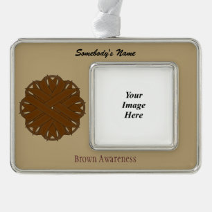 Bruin-koolstof Tmpl (H-O) door Kenneth Yoncich Verzilverd Omlijst Ornament