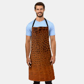 Bruin krokodilleder schort (Gedragen)