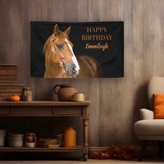 Bruin kwart paard Zwarte Happy Birthday Spandoek