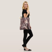 Bruin leder textuur tote bag (Op model)