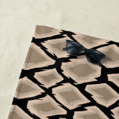 Bruin lederen dierenslangenhuid strandlaken (In situ)