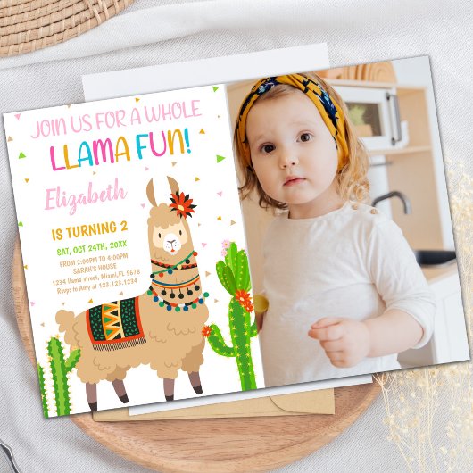 Bruin Llama Birthday Invitatie met foto Kaart