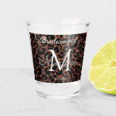 Bruin Luxe Luipaard Patroon Bruidsmeisje Monogram Shot Glas (Voorkant)