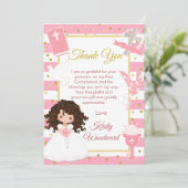 Bruin meisje met roze streep eerste heilige commun bedankkaart (Staand voorkant)