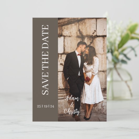 Bruin Minimalistisch Zwart Foto Gepersonaliseerde  Kaart (Staand voorkant)