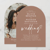 Bruin Moderne Minimalistische Trouwfotoboog Kaart (Voorkant / Achterkant)