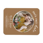 Bruin Moderne Ronde Foto Save the Date Magneet (Horizontaal)