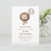 Bruin Moderne Safari Leeuw Wild Een 1e Verjaardag Kaart (Staand voorkant)