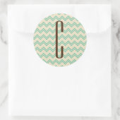 Bruin Monogram op Turquoise Groen Chevron Patroon Ronde Sticker (Tas)