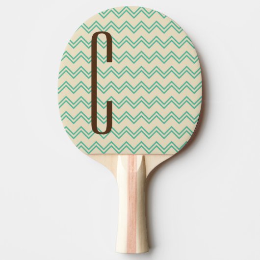 Bruin Monogram op Turquoise Groen Chevron Patroon Tafeltennisbatje (Voorkant)