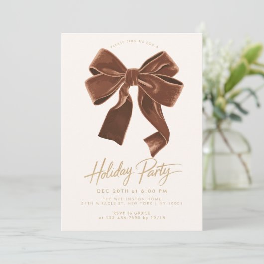 Bruin Neutraal Velvet Bow Holiday Christmas Party Kaart (Staand voorkant)