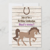  Bruin Paard en Schuur Hout Meisje Verjaardag Kaart (Voorkant)