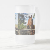 Bruin paard genaamd Tulip, Matglas Bierpul (Voorkant rechts)