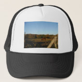 Bruin paard in de zon trucker pet (Voorkant)