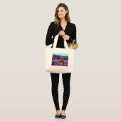 Bruin paard in Paarse gras Grote Tote Bag (Voorkant (model))