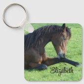  bruin paard lekt in gras sleutelhanger (Voorkant)