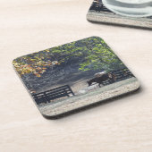 Bruin paard loopt door het hek drankjes onderzetter (Linkerzijde)