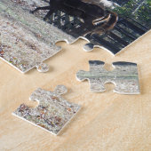 Bruin paard loopt door het hek legpuzzel (Zijkant)