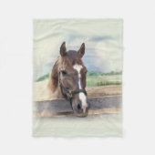 Bruin paard met Halter Fleece Deken (Voorkant)