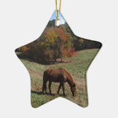 Bruin paard met herfst keramisch ornament (Links)