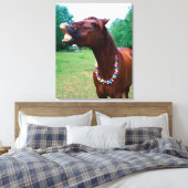 Bruin paard met ketting, broedtanden, canvas afdruk (Insitu (Slaapkamer))
