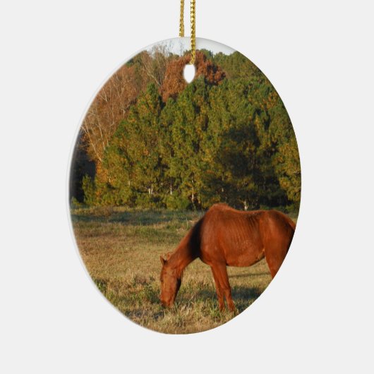 Bruin paard met pijnbomen keramisch ornament (Rechts)