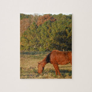 Bruin paard met pijnbomen legpuzzel