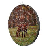 Bruin paard met witte neus aan Bossen rand Dartbord (Voorkant Rechts)