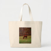 Bruin paard met witte neus aan Bossen rand Grote Tote Bag (Voorkant)