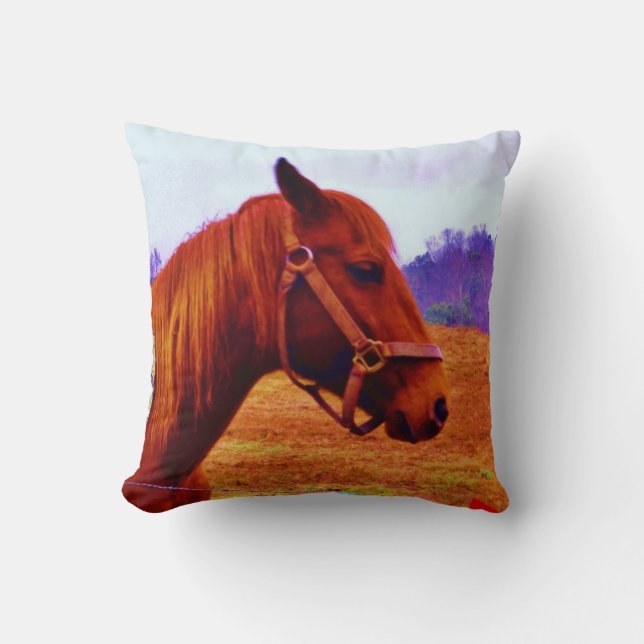 Bruin Paard, Paarse Bomen Kussen (Voorkant)