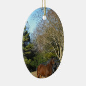 Bruin paard tegen een hek keramisch ornament (Rechts)