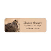 Bruin rouwende hond met kop beige etiket (Voorkant)