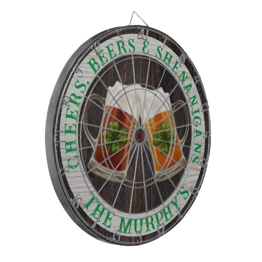 Bruin Rustic Wood Cheers Beers Shenanigans Irish Dartbord (Voorkant Links)