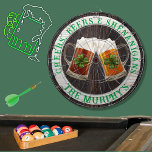 Bruin Rustic Wood Cheers Beers Shenanigans Irish Dartbord<br><div class="desc">Cheers Beers and Shenanigans Beer stein mokken met 4-bladklaver shamrock. Dit Iers Beer Drink dartboard is precies goed voor je gelegenheid en maakt de perfecte gepersonaliseerde Gift. Het is geweldig voor afstuderen bruiloften,  feestjes,  familiereünigen en gewoon alledaagse plezier. Onze gebruiksvriendelijke sjabloon maakt het personaliseren gemakkelijk.</div>