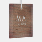 Bruin rustieke baksteen voeg naam letter jaardatum glas ornament (Voorkant Rechts)