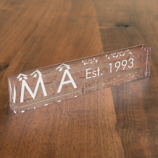 Bruin rustieke baksteen voeg naam letter jaardatum naambordje (Zijkant)