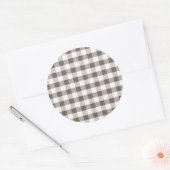 Bruin tafelkledipatroon ronde sticker (Envelop)