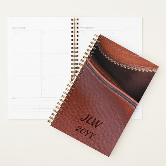Bruin Unzipped faux Leather met Initialen Planner (Display)