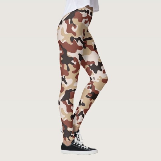 Bruin, zwart wit en beige camouflage leggings (Rechts)