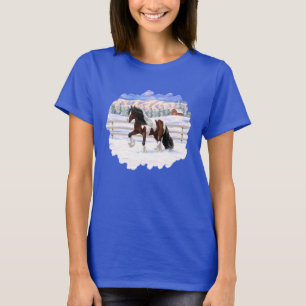 Bruine baai met zigeunerbanner ontwerppaard in sne t-shirt