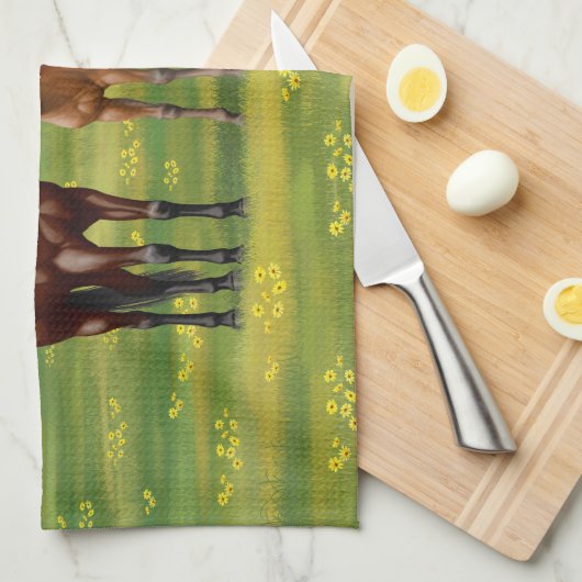 Bruine bazardpaarden in zomerperiode theedoek (Quarter Fold)