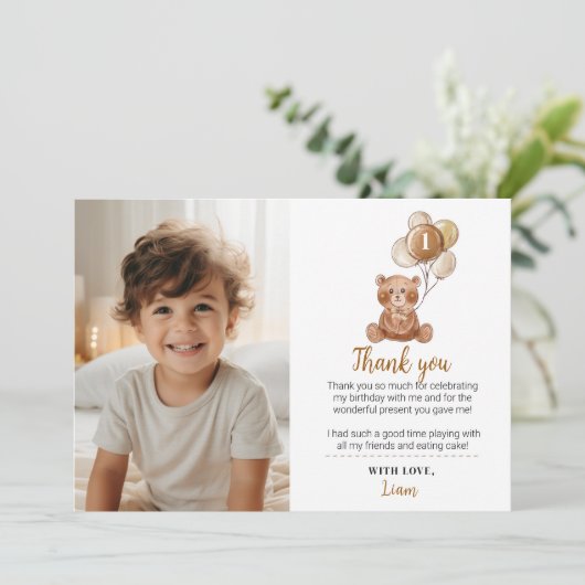 Bruine Beer Ballon Verjaardag Foto Bedankkaart (Staand voorkant)