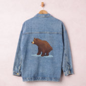 Bruine beer loopt op de sneeuw denim jacket (Hangar)